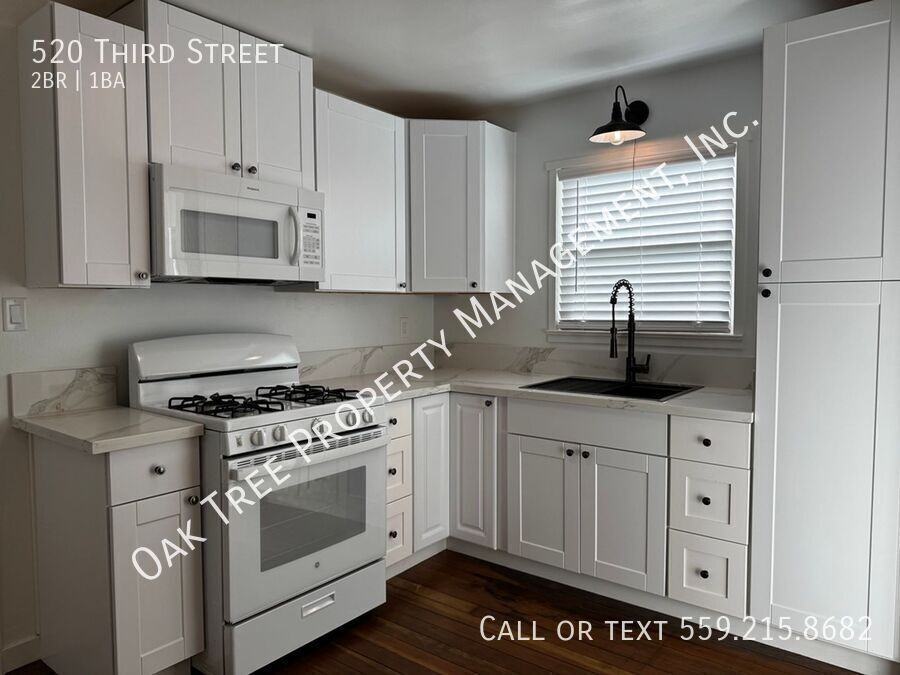 520 3rd St - Photo 2 of 15