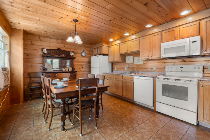 2 Traynor Street - Photo 5 of 26