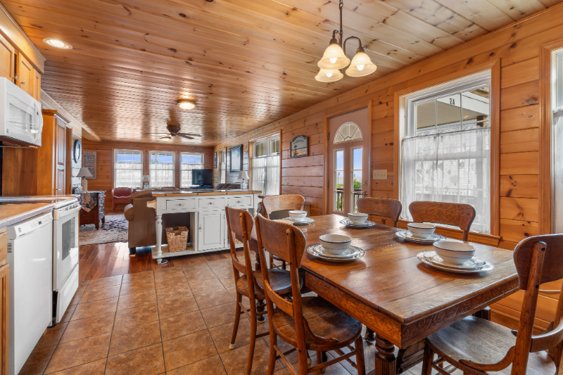 2 Traynor Street - Photo 7 of 26