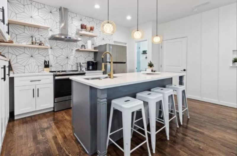 761 Welch St Sw - Photo 5 of 19