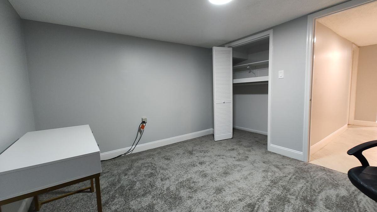 2105 Woodberry St - Photo 7 of 13