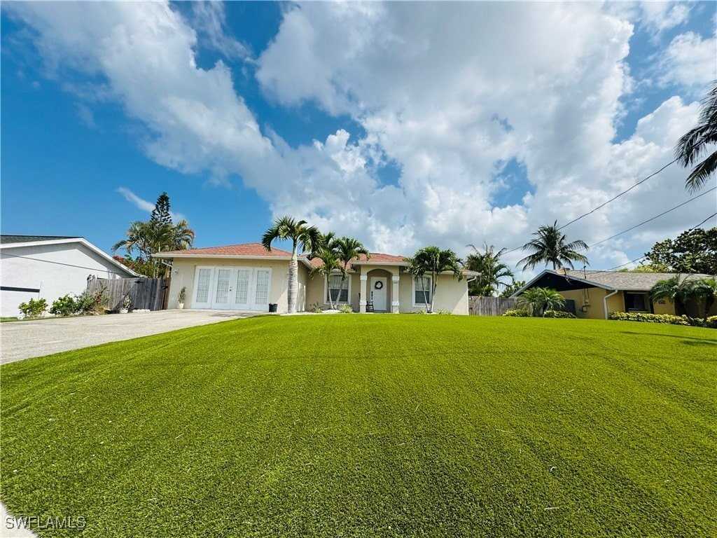 1221 Granada Boulevard - Photo 2 of 20