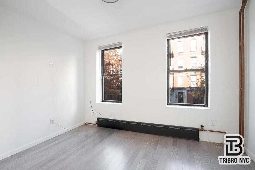 407 East 117th Street - Photo 4 of 6