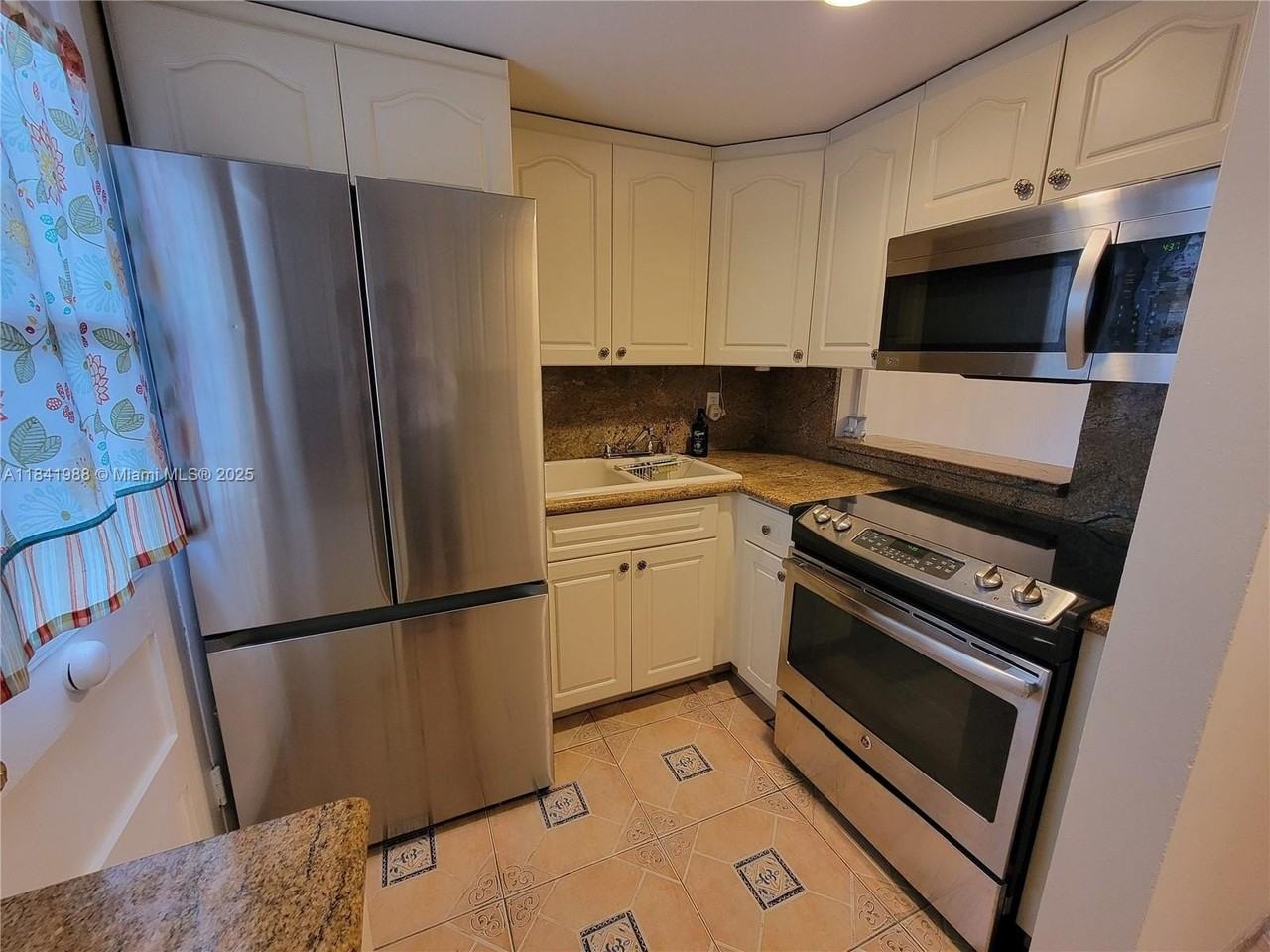 2903 Point East Dr #K210