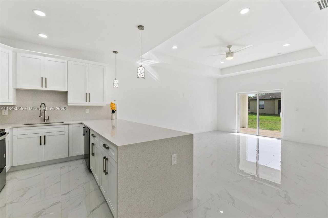 2516 Park Rd #2516 - Photo 6 of 13