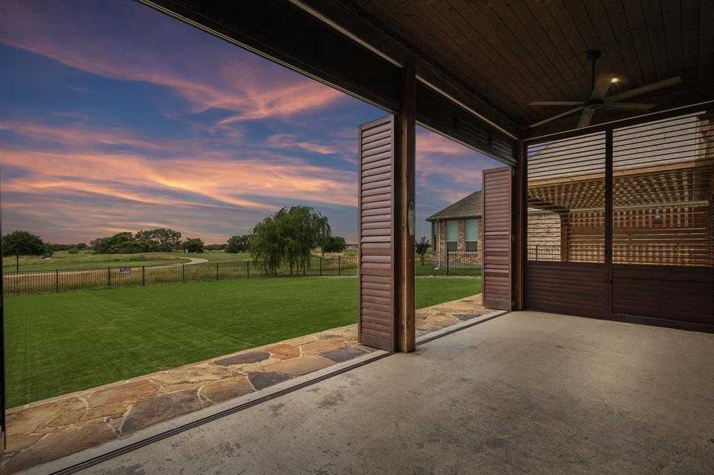 2438 Berry Ct - Photo 2 of 35