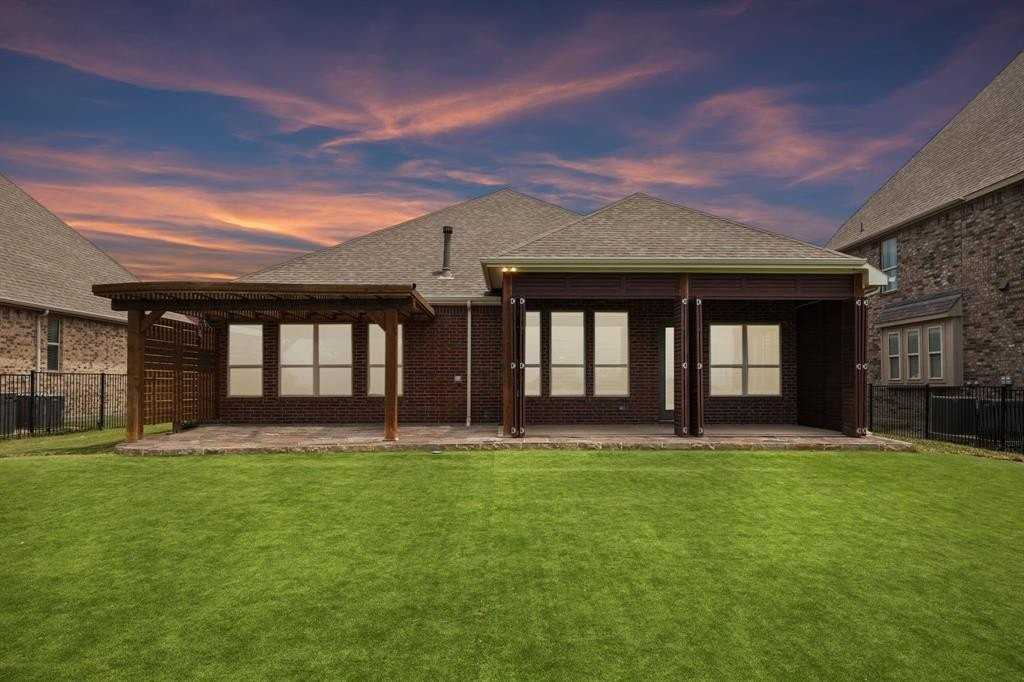 2438 Berry Ct - Photo 4 of 35