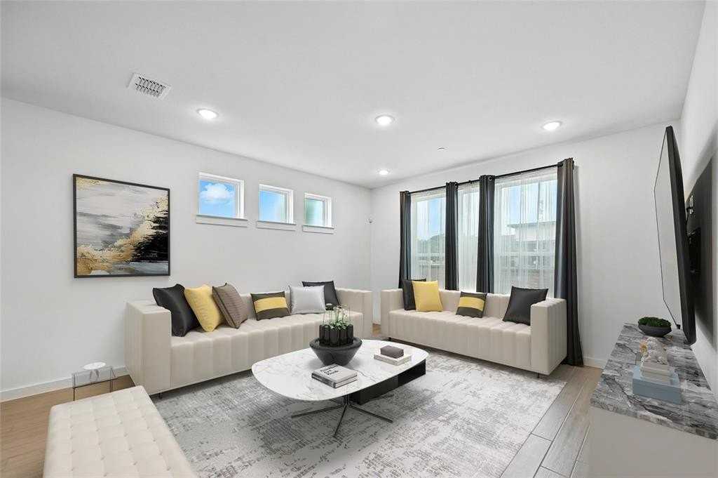 1769 Montgomery Dr - Photo 5 of 19