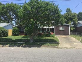 1952 Kingston Ave - Photo 1 of 1
