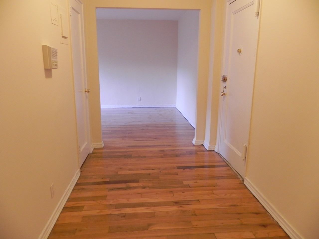 21 Schenck Avenue #1AA - Photo 2 of 14