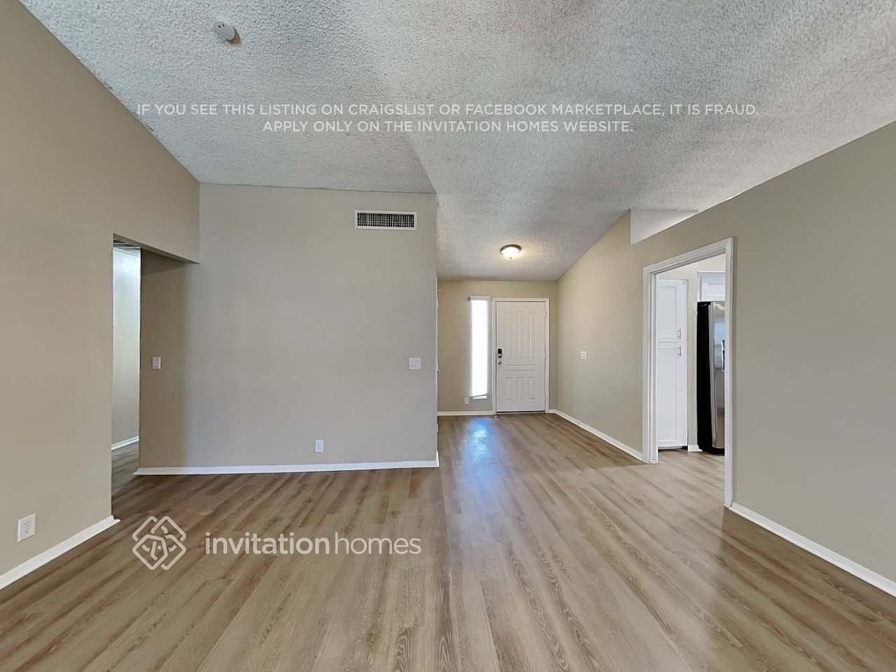 8120 W Tuckey Ln - Photo 3 of 21