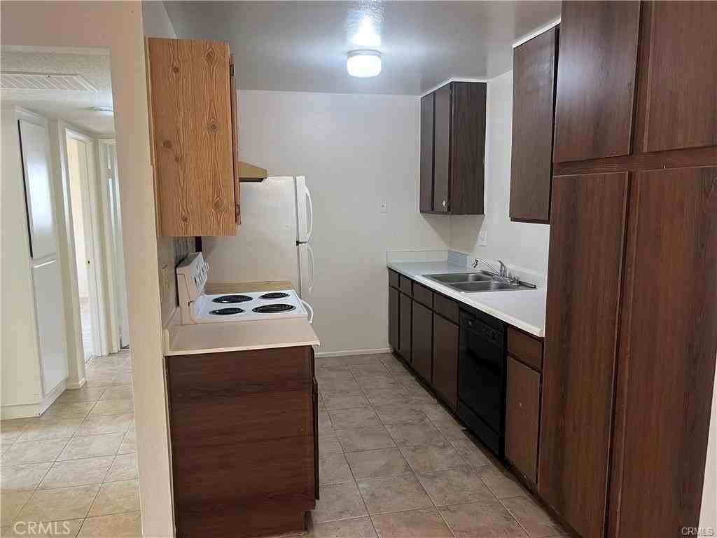 10935 Rincon Street - Photo 7 of 23