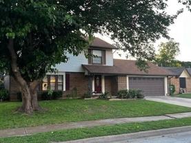 6917 Bennington Dr - Photo 1 of 1