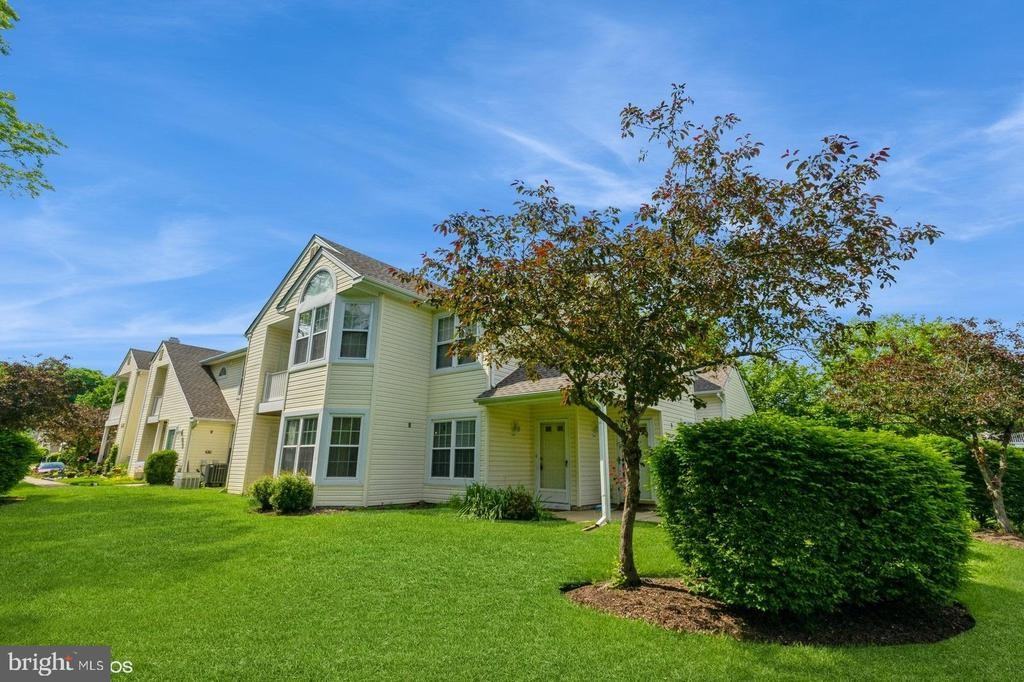 35019 Bennett Pl ##9 - Photo 3 of 21