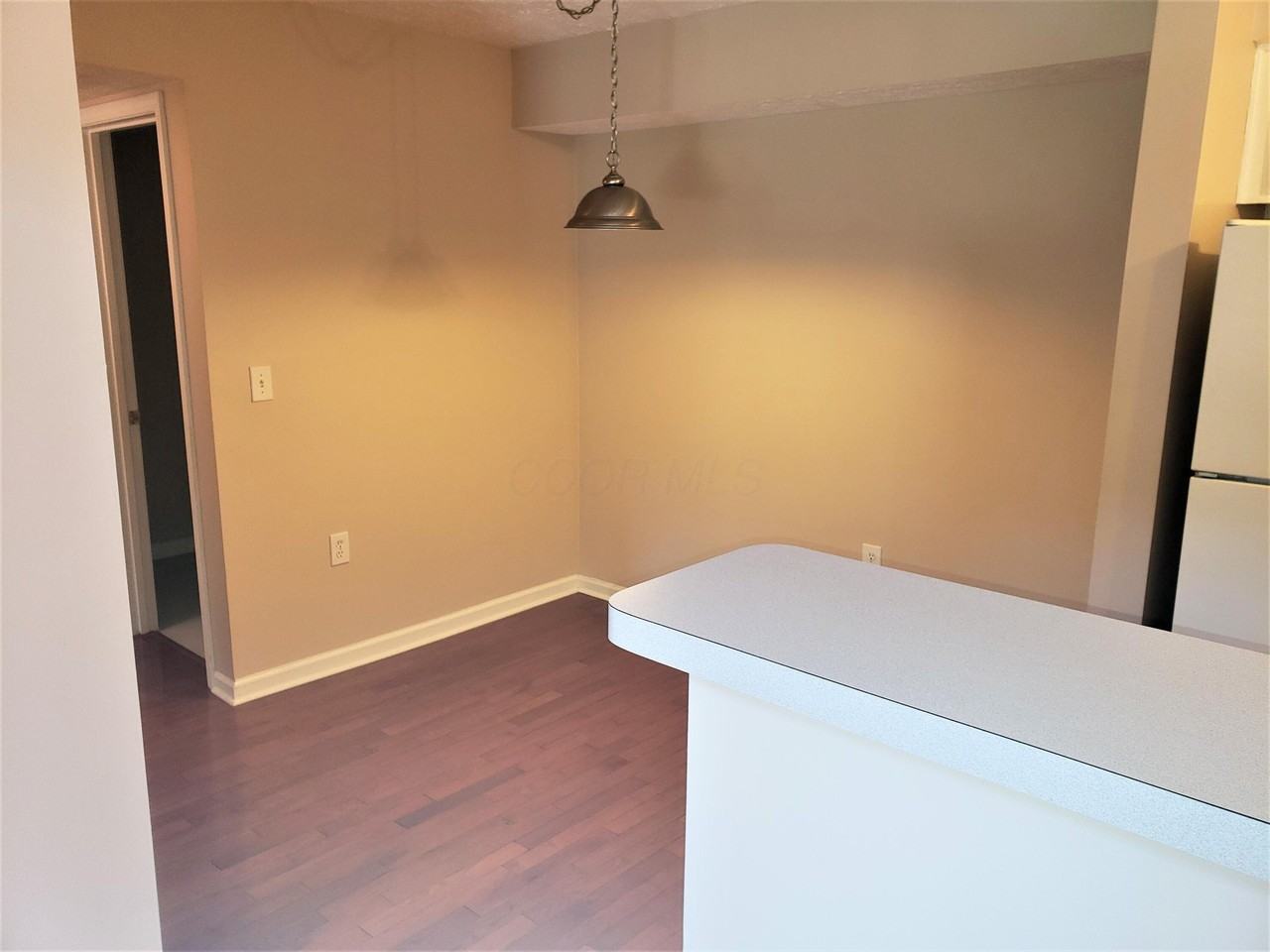 2972 Glenloch Circle - Photo 5 of 33