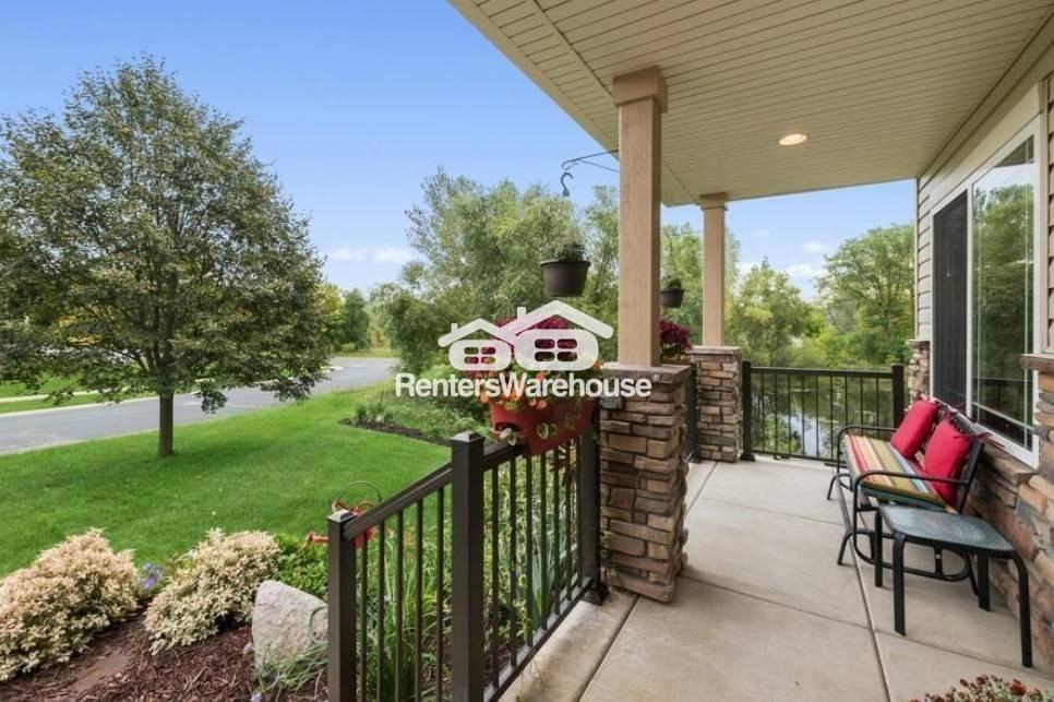 12412 National St Ne - Photo 3 of 24