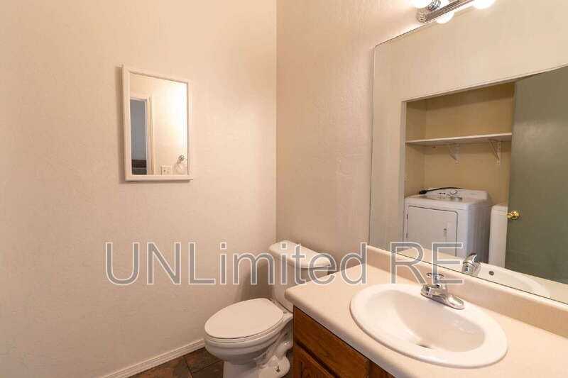 1324 E Chubs Way - Photo 5 of 25