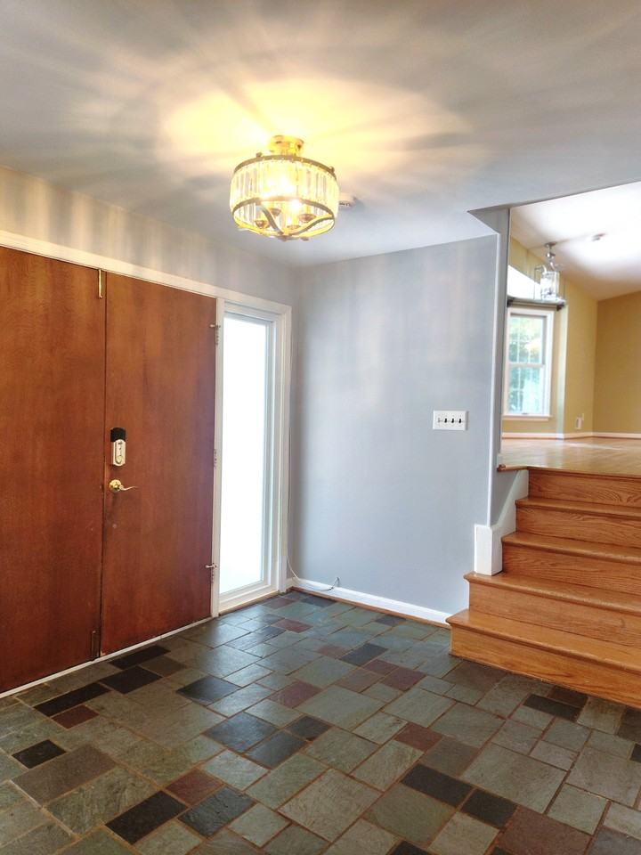 12519 Davan Dr - Photo 3 of 40