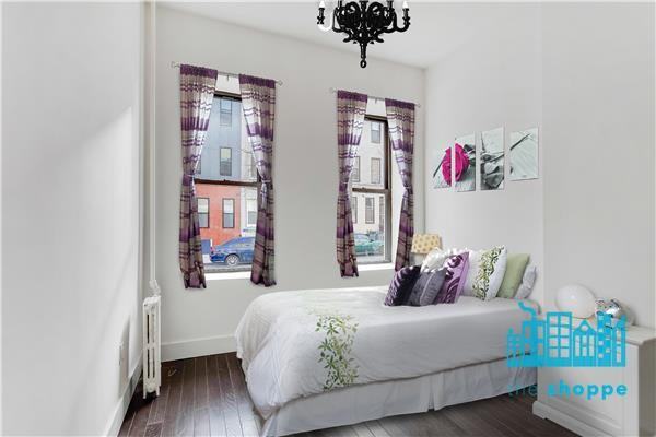 1115 Willoughby Street #1L - Photo 2 of 11