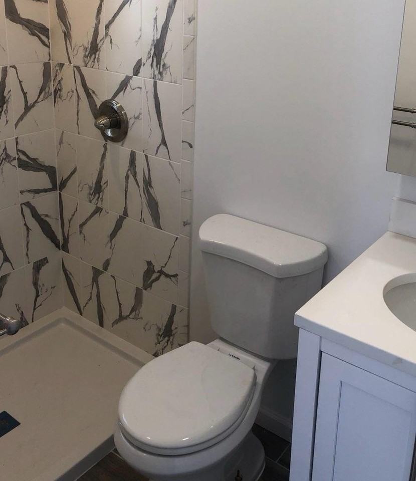 511 Laurelton Blvd - Photo 4 of 15