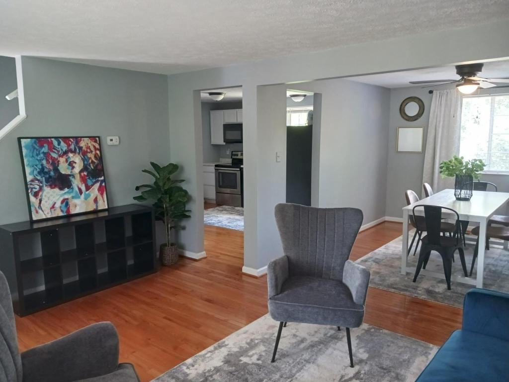 2167 Briarwood Drive - Photo 7 of 12