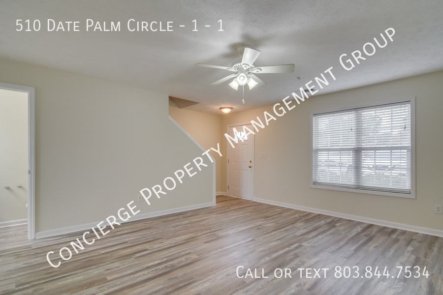 510 Date Palm Cir #1 - Photo 2 of 12