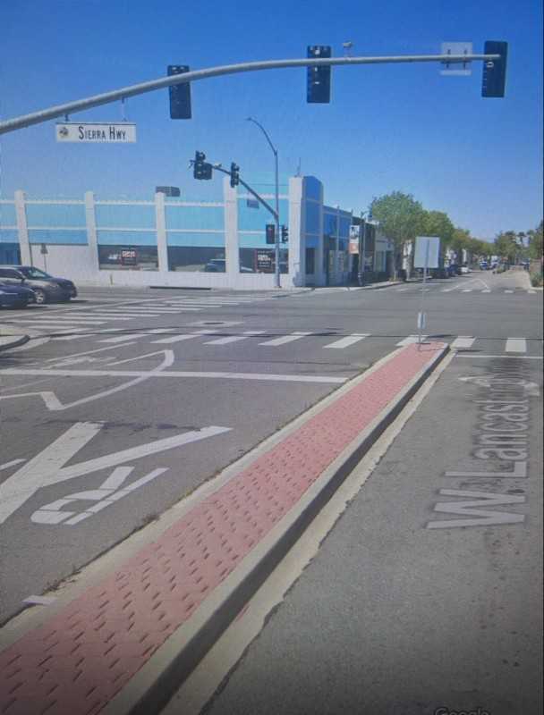 311 West Lancaster Boulevard #123 - Photo 3 of 12