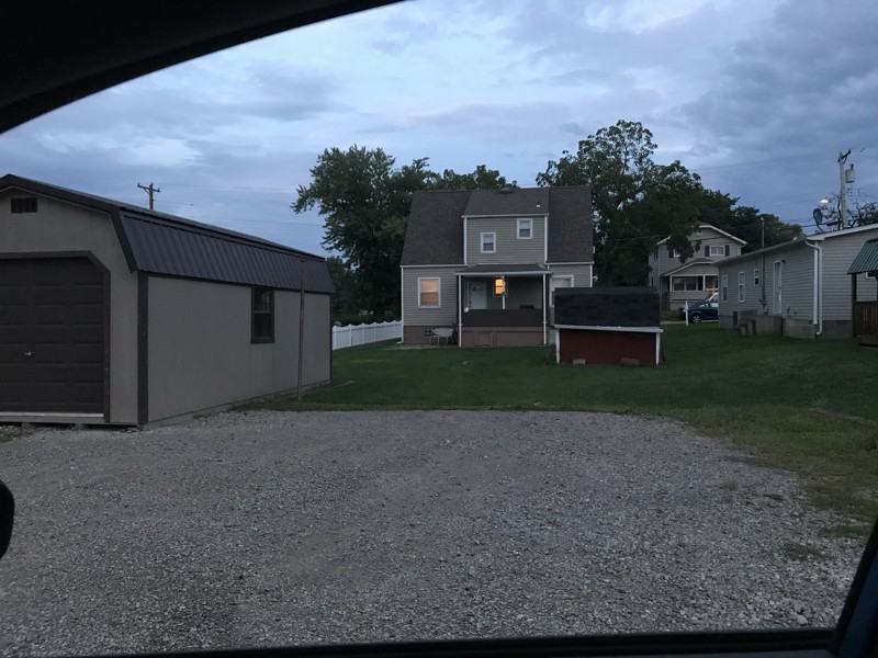 1220 Linden St - Photo 2 of 13