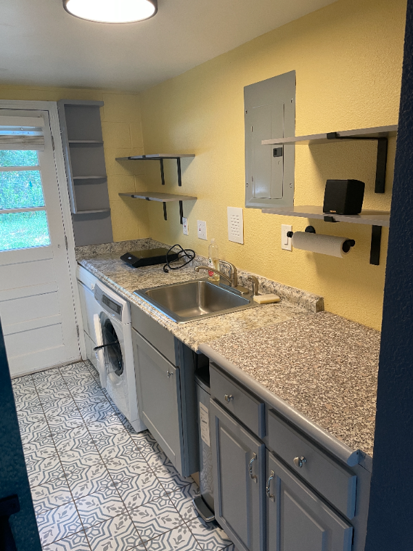 17 Ward St #1 - Photo 3 of 13