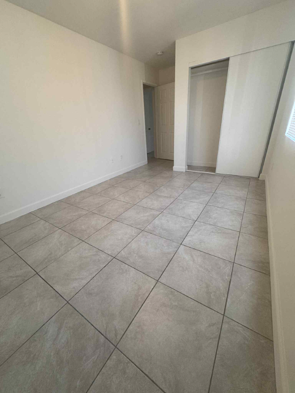 4159 44th St - Photo 2 of 4