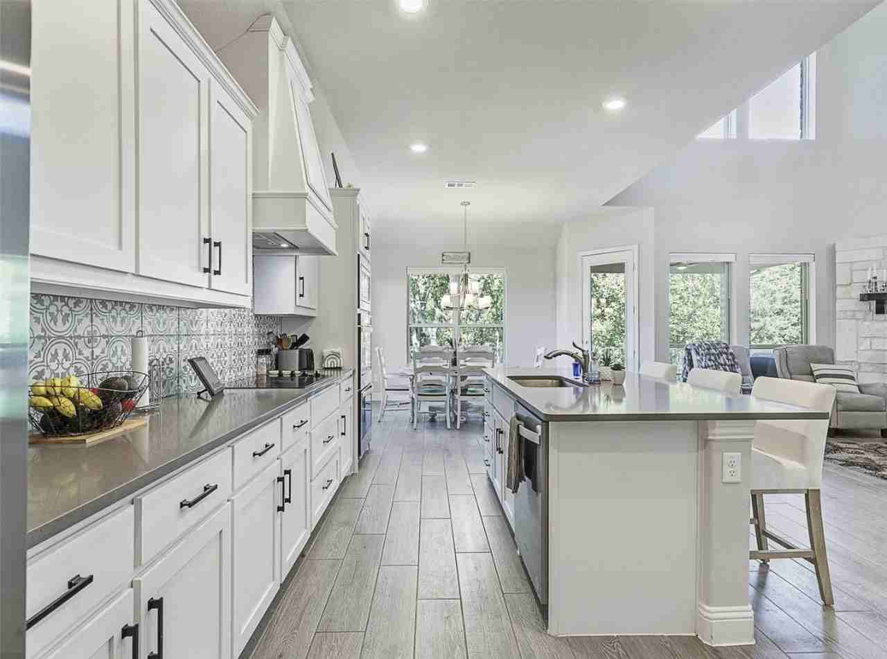 1140 Barrix Dr #NA - Photo 7 of 30
