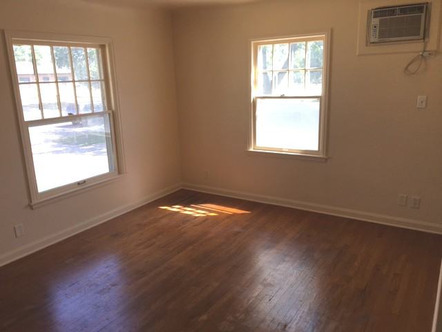 146 18th St Sw #NA - Photo 5 of 8