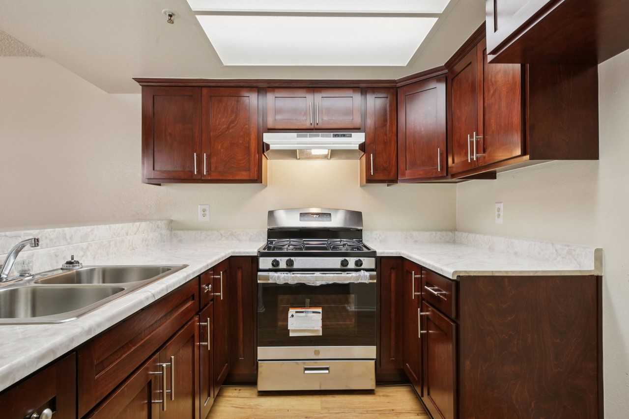 1602 N Ross St #225 - Photo 2 of 6