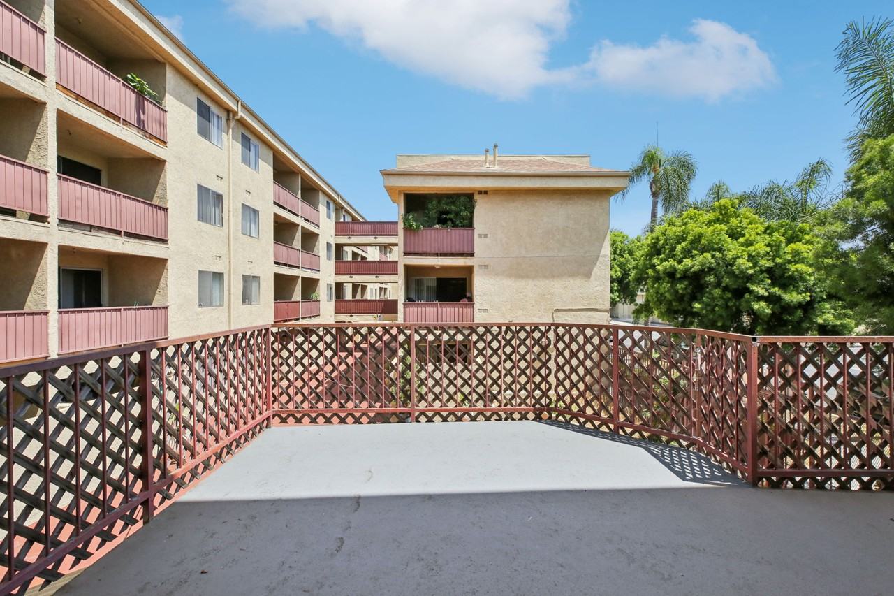 1602 N Ross St #225 - Photo 3 of 6