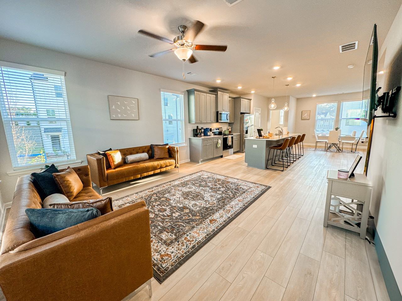 3217 Bateman Dr Sw #NA - Photo 2 of 50