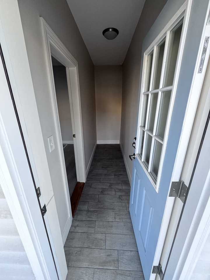 103 Vine St #A - Photo 4 of 27