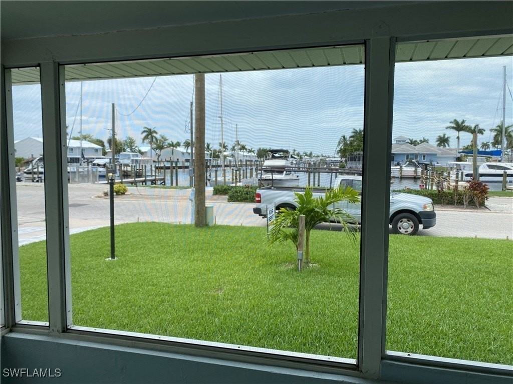 12100 Siesta Dr - Photo 5 of 10