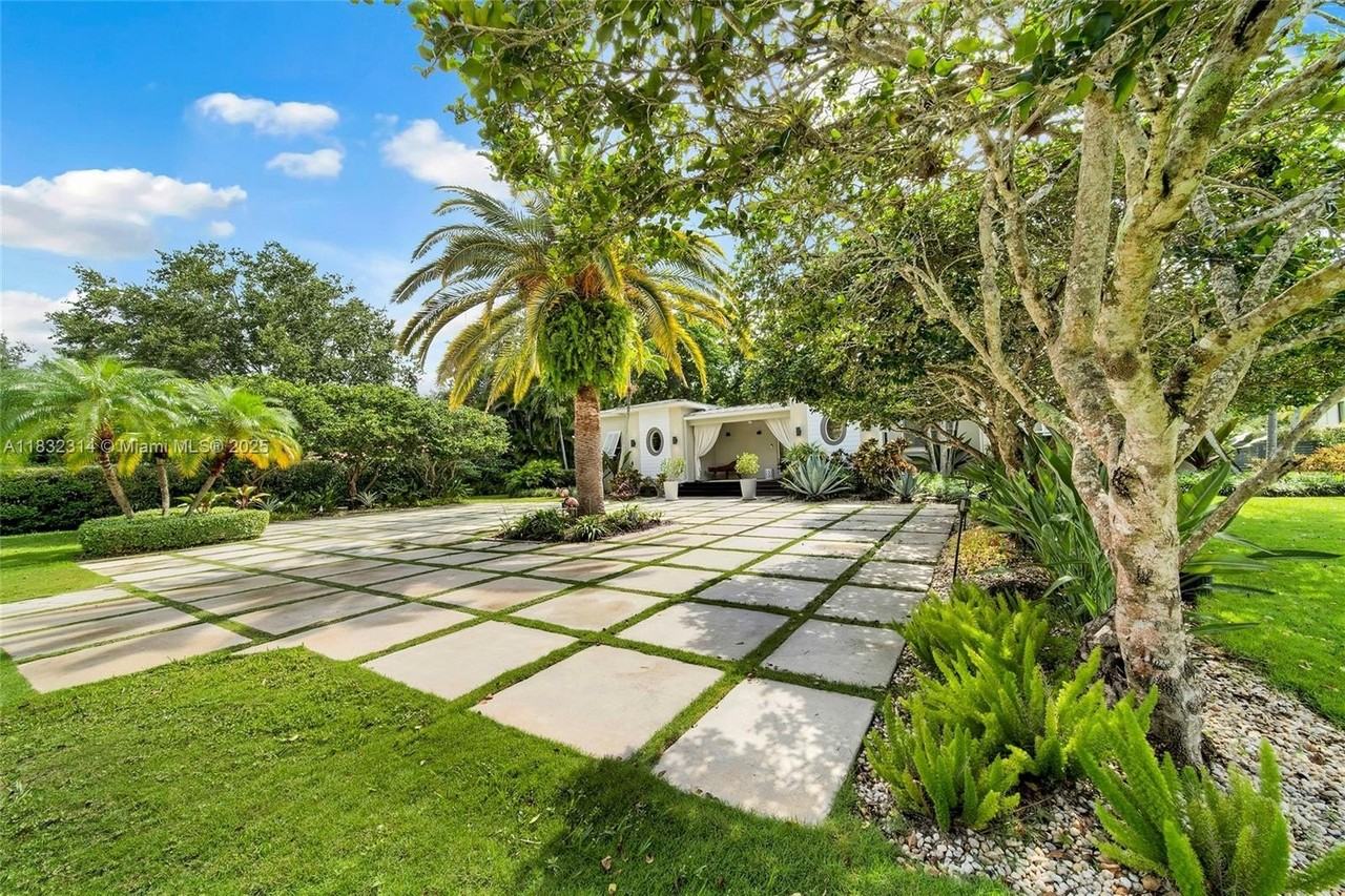 6645 Sw 73rd Ct - Photo 6 of 37