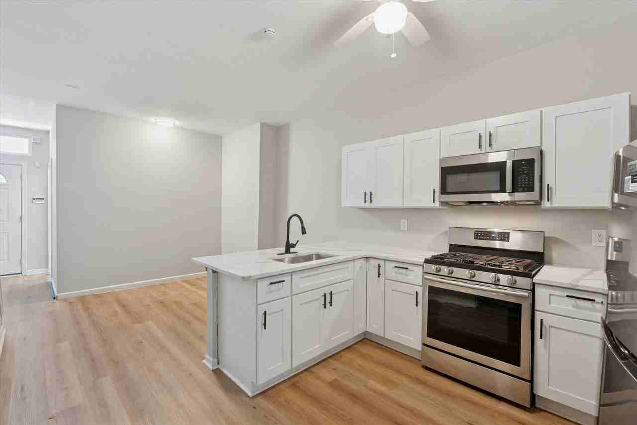 N 12th St - Photo 2 of 4