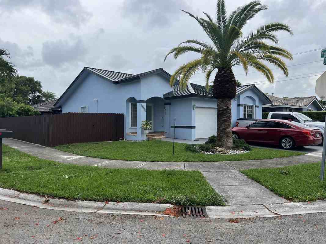 14610 Sw 171st Ter - Photo 2 of 41