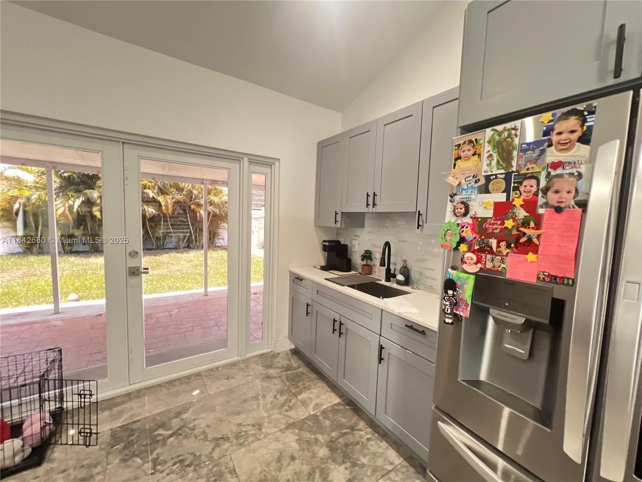 3655 Nw 14th St - Photo 6 of 16