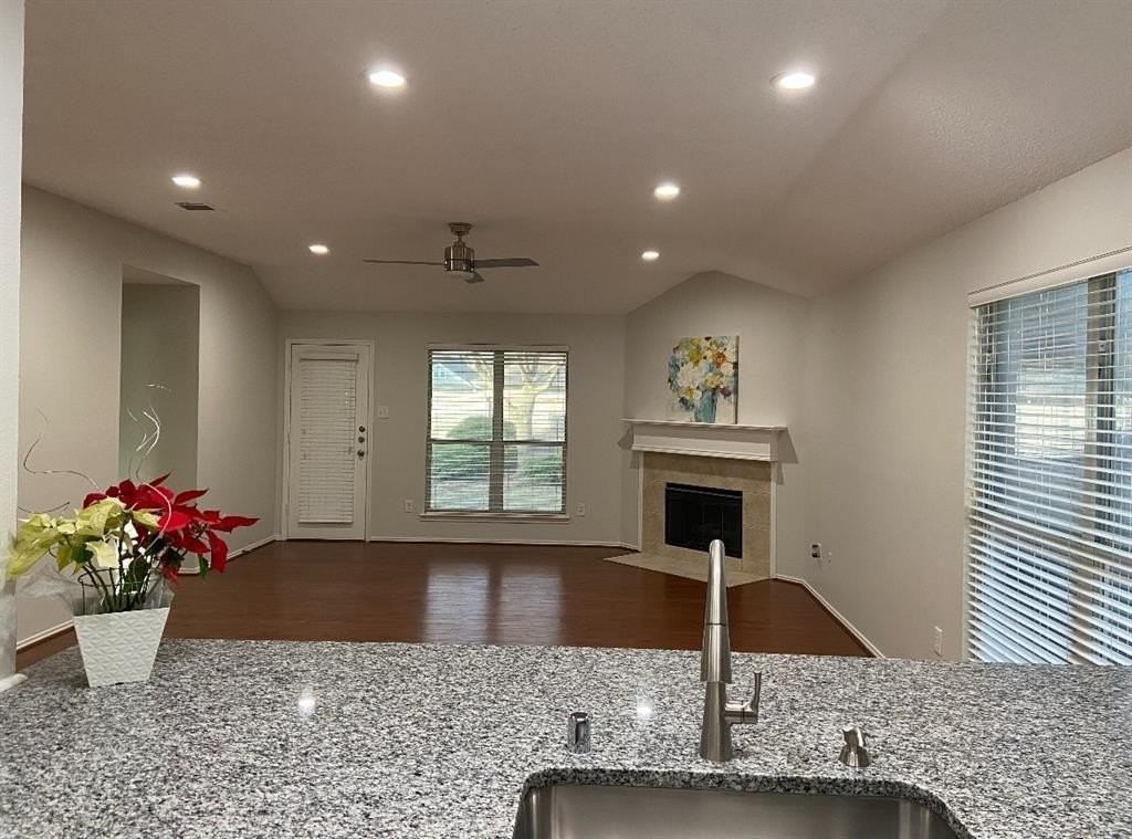 9812 Fillmore Dr - Photo 7 of 20