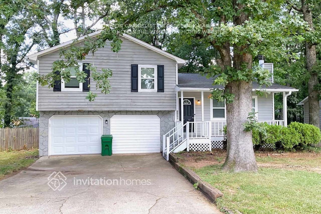 5370 Zachary Dr