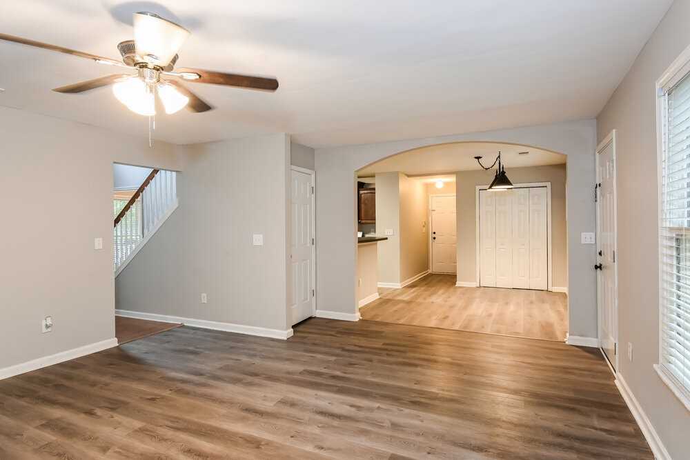 38 Wesley Dr - Photo 7 of 17