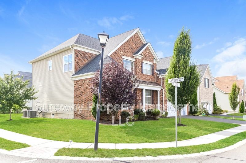 17 Greylynne Dr - Photo 4 of 29