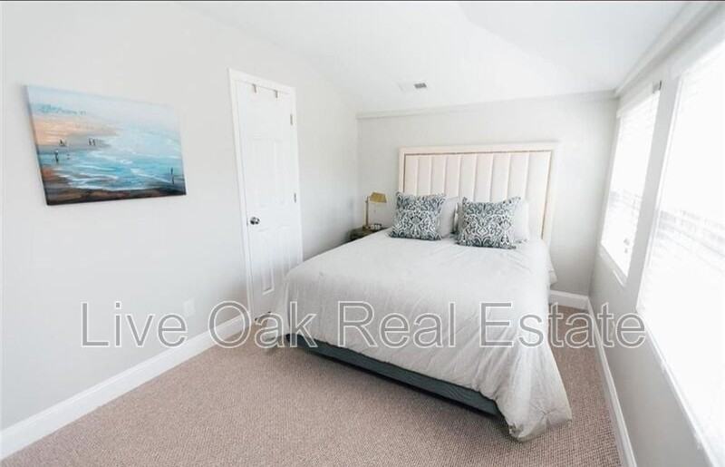 402 33rd St - Photo 6 of 10