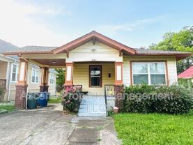 2107 Oak St - Photo 1 of 1