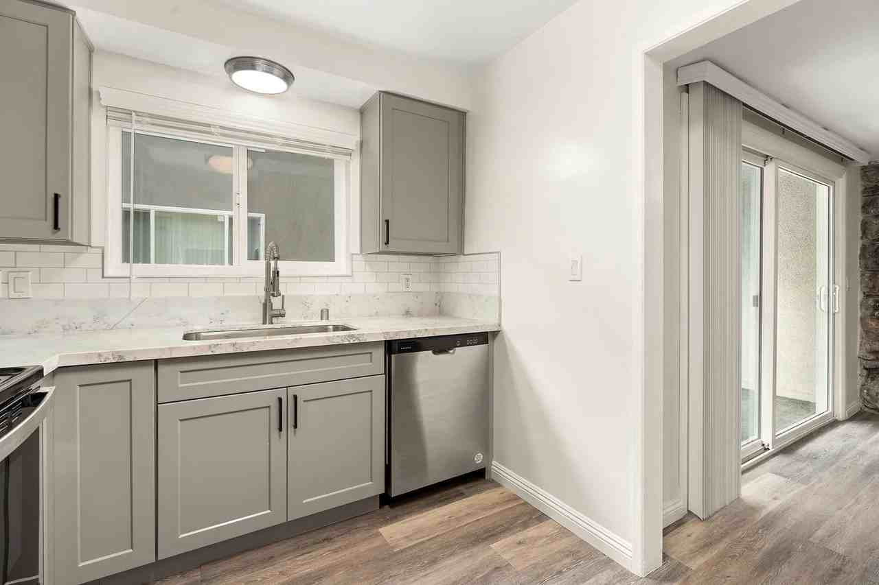 Florentine Apartments - Photo 3 of 18