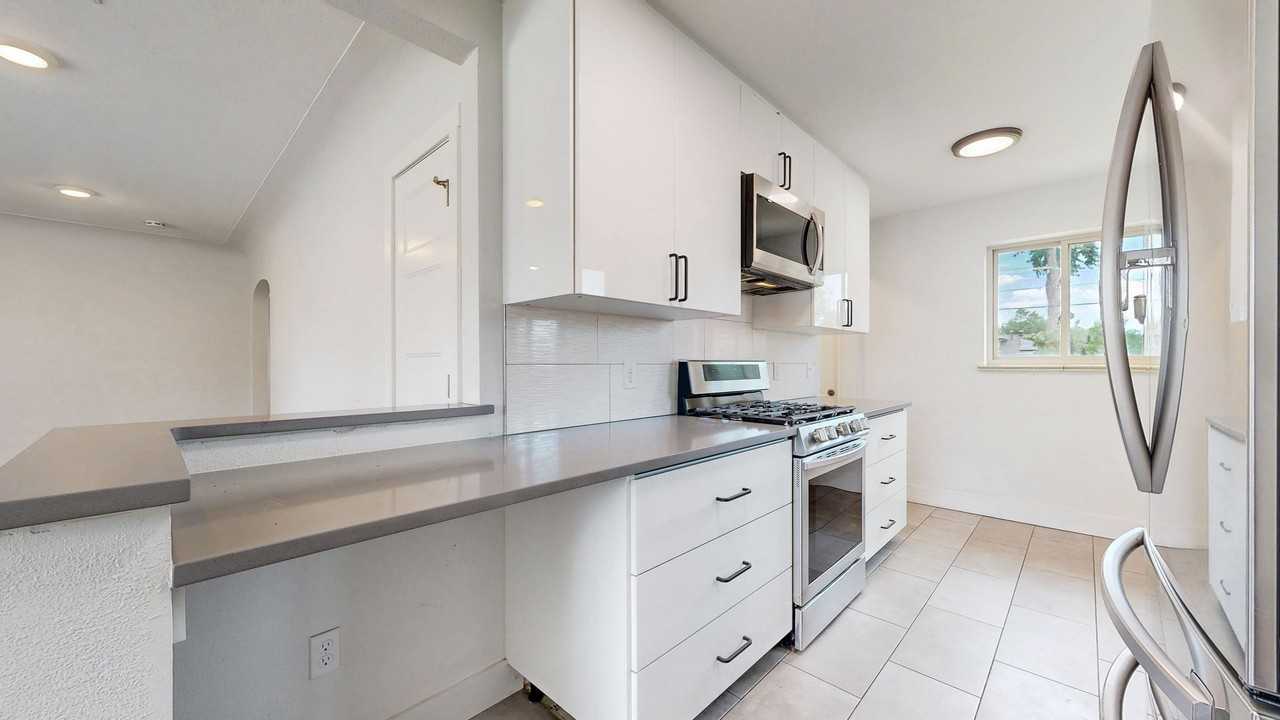 3536 Dahlia St - Photo 6 of 42