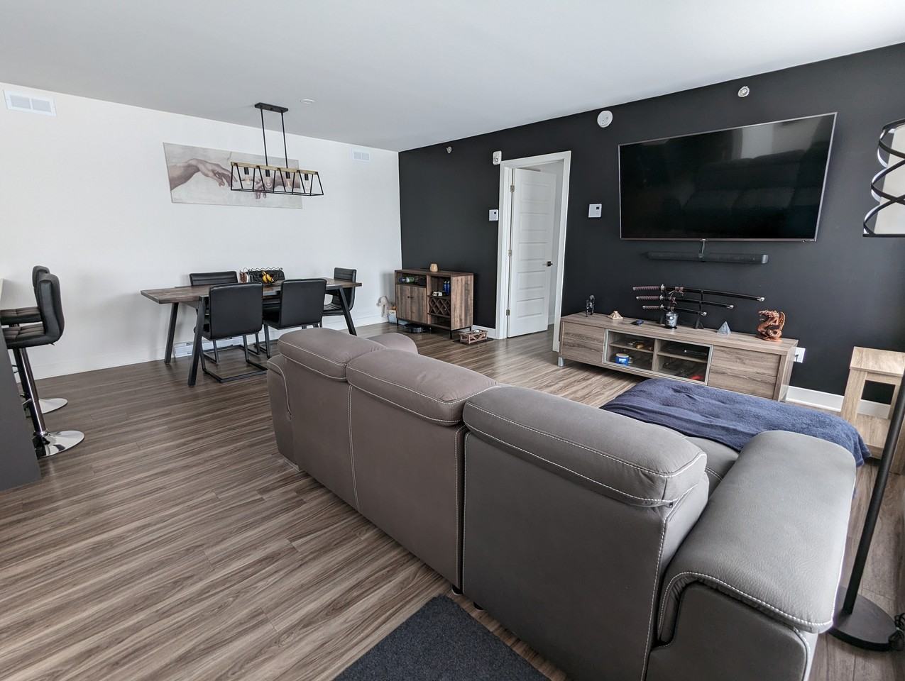 10438 Boulevard Gouin Ouest #312 - Photo 3 of 26